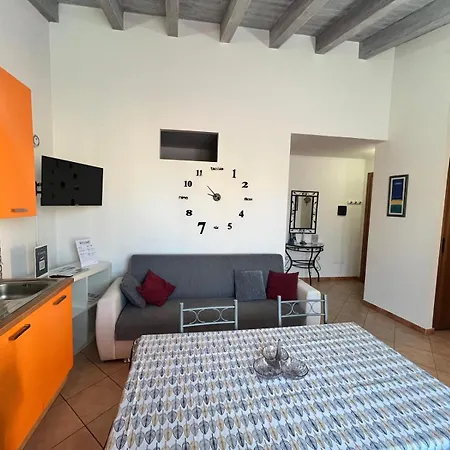 A' Lanterna * ليكاتا